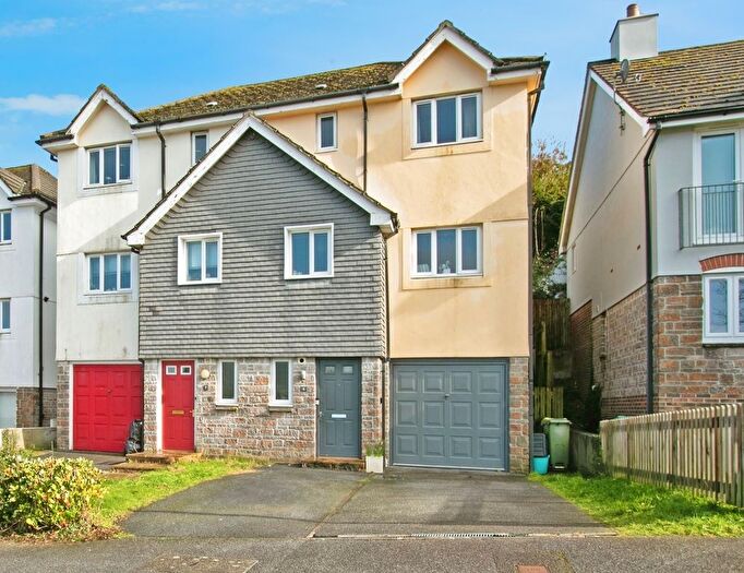3 Bedroom Town House For Sale In Tressa Dowr Lane, Truro, Cornwall, TR1