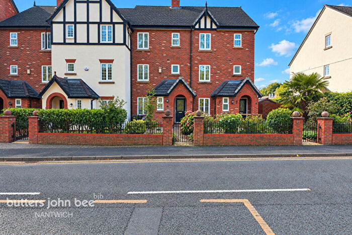 4 Bedroom Terraced House For Sale In Sutton Close, Nantwich, CW5