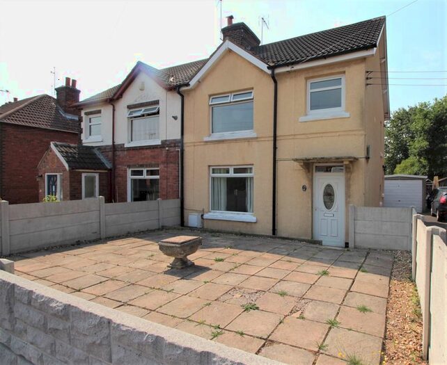 3 Bedroom Semi-Detached House To Rent In Pine Avenue, Ollerton, Newark, NG22