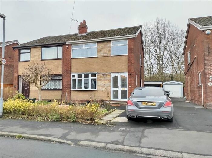 3 Bedroom Property To Rent In Downham Road, Leyland, PR25