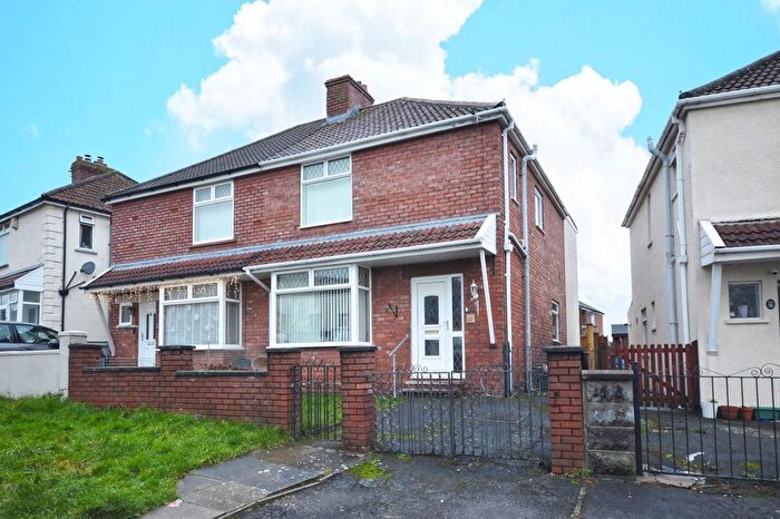 3 Bedroom Semi Detached House For Sale In Highridge Road, Bishopsworth, Bristol, BS13