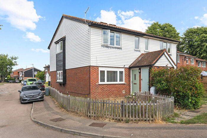 1 Bedroom Maisonette For Sale In Ladywell Prospect, Sawbridgeworth, Essex, CM21