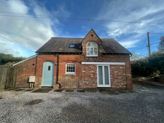 1 Bedroom Coach House To Rent In Bleke Street, Shaftesbury, Dorset, SP7