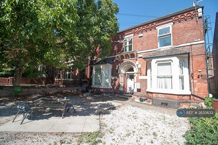 2 Bedroom Flat To Rent In Burns Street, Nottingham, NG7