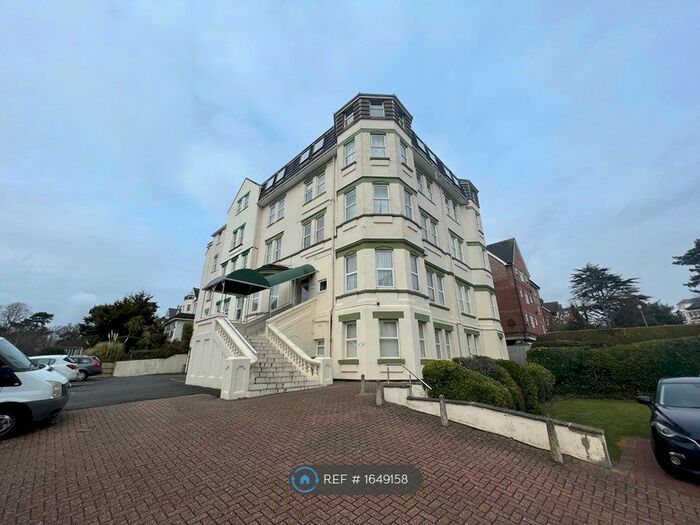 2 Bedroom Flat To Rent In Carlton Court, Bournemouth, BH1