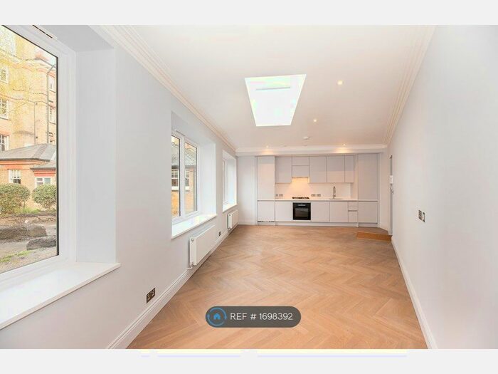 1 Bedroom Flat To Rent In Garratt Lane, London, SW18