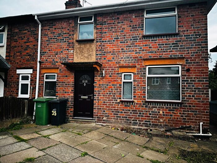Semi-Detached House To Rent In Corbett Road, Brierley Hill, DY5