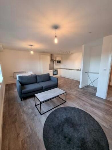 1 Bedroom Flat To Rent In Flat, Elfin Square, Edinburgh, EH11