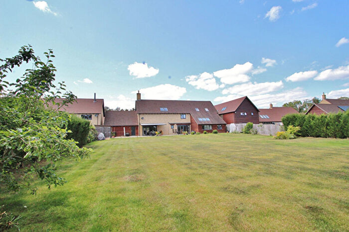 4 Bedroom Detached House For Sale In Standlake Road, Northmoor, OX29