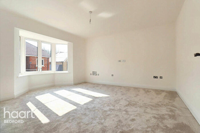 3 Bedroom Detached Bungalow For Sale In The Stratford, Bromham, MK43