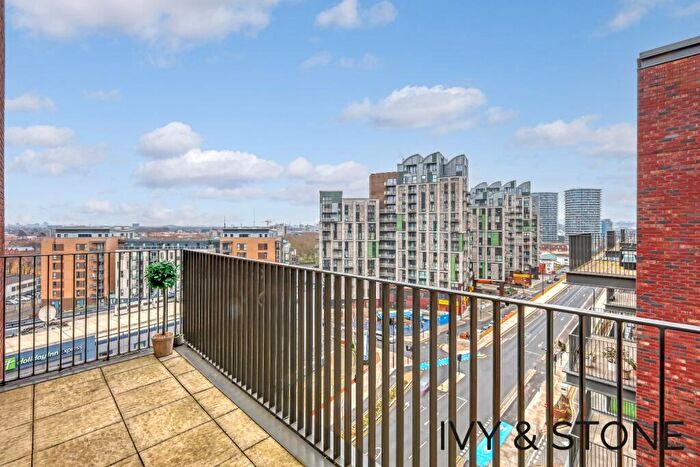 1 Bedroom Apartment For Sale In Effra Gardens, Silvertown Way, London, Greater London, E16