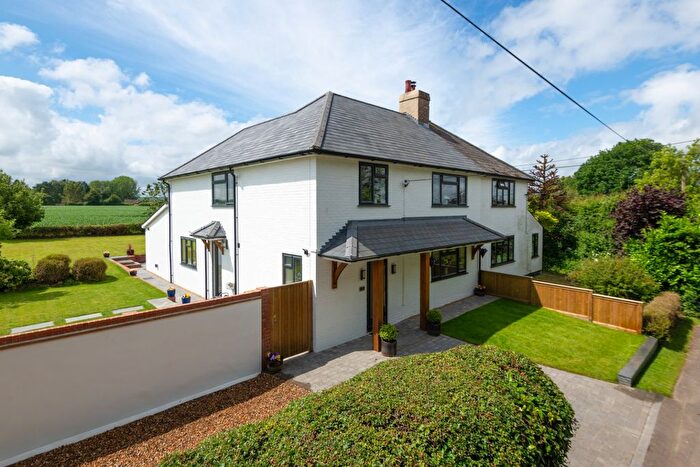 4 Bedroom Semi-Detached House For Sale In Newlands Cottages, Shottenden Road, Molash, CT4