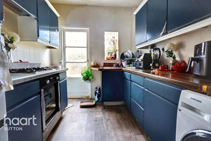 2 Bedroom End Of Terrace House For Sale In Clarence Road, Sutton, SM1