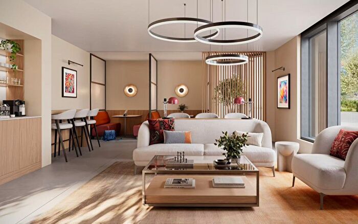 2 Bedroom Flat For Sale In Slater Close, London, SE18