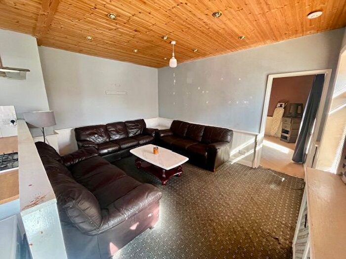 1 Bedroom Flat To Rent In Scotland Road, Nelson, BB9