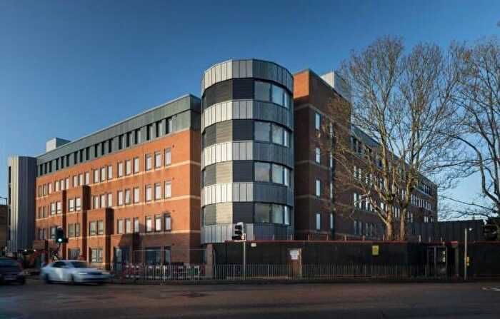 1 Bedroom Apartment To Rent In Broadway, Peterboough, PE1