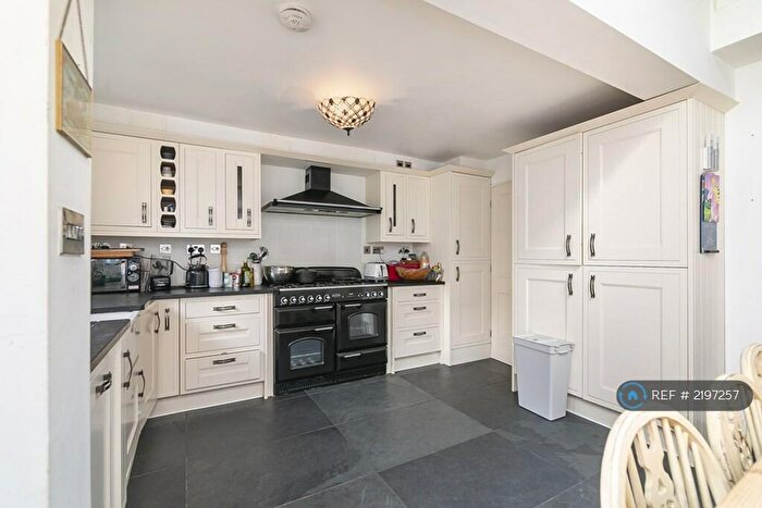 3 Bedroom Terraced House To Rent In Zealand Road, London, E3