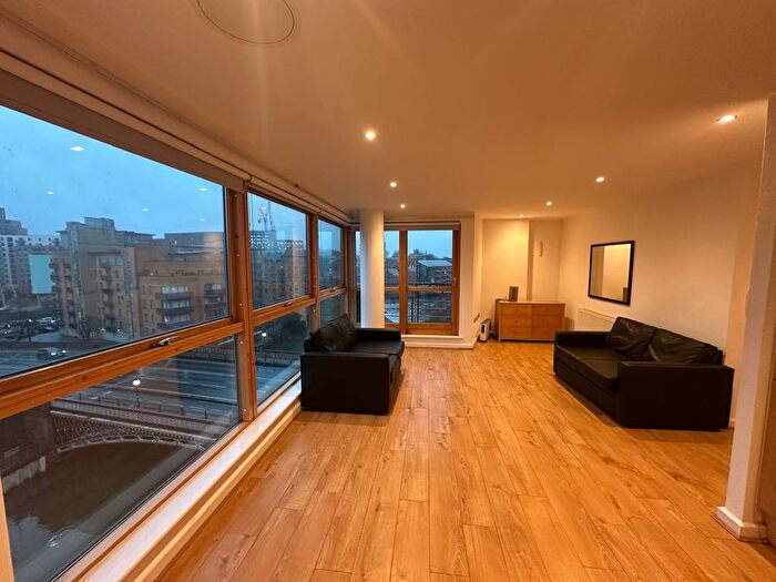 2 Bedroom Flat To Rent In St. James Quay, Leeds, LS10