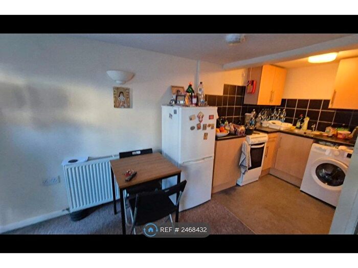 1 Bedroom Flat To Rent In Bedford Road, Reading, RG1