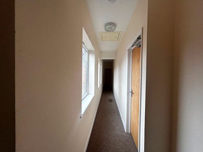 1 Bedroom Flat To Rent In Freeman Road North, Leicester, LE5