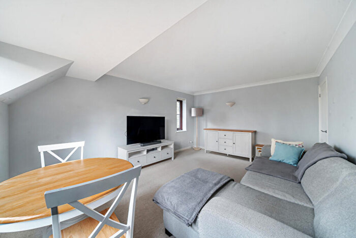 2 Bedroom Apartment For Sale In Westdene, Summerhouse Road, Godalming, GU7