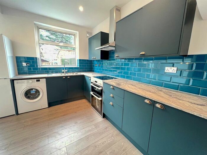 4 Bedroom Semi-Detached House To Rent In Park Crescent, Enfield, EN2