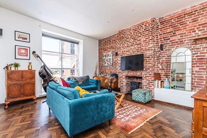 2 Bedroom Apartment To Rent In Clarence Parade, Southsea, PO5