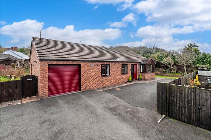3 Bedroom Bungalow For Sale In Urban Road, Wrockwardine Wood, Telford, Shropshire, TF2
