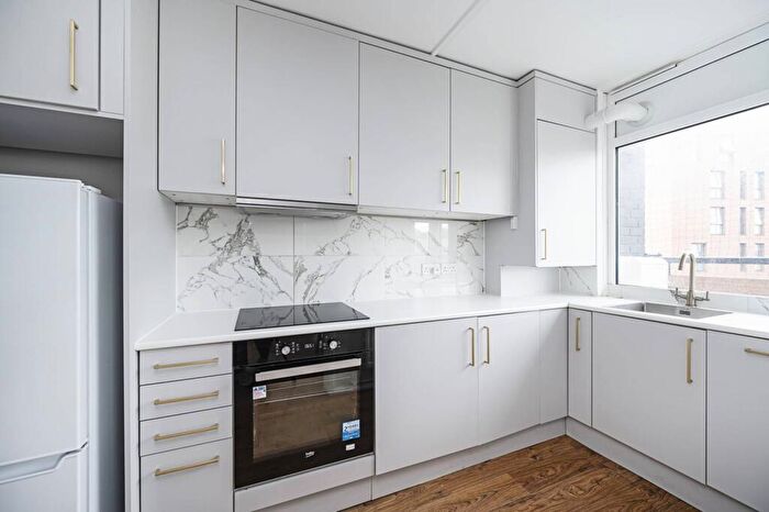 1 Bedroom Flat To Rent In Gascoigne Place, , Shoreditch, London, E2