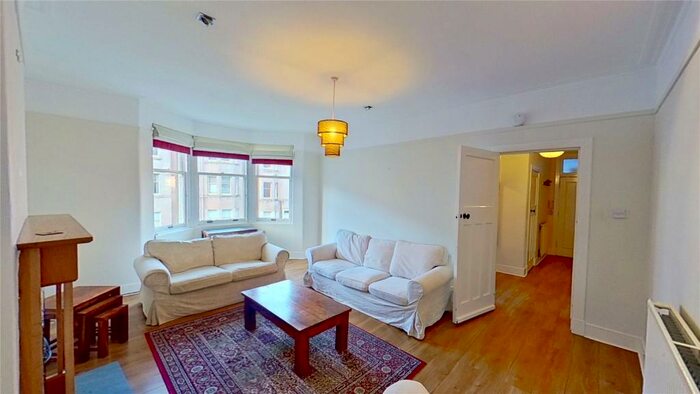 2 Bedroom Flat To Rent In Learmonth Crescent, Edinburgh, EH4