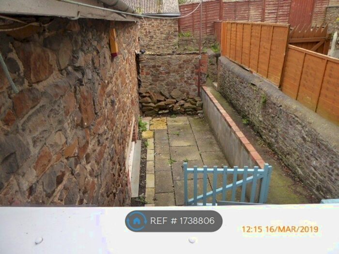 1 Bedroom Flat To Rent In Westcombe Lane, Bideford, EX39