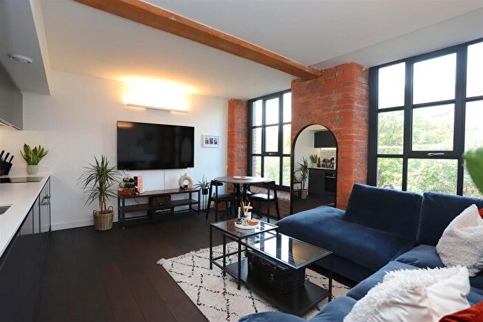 1 Bedroom Apartment For Sale In Crusader Mill, Piccadilly East, M1