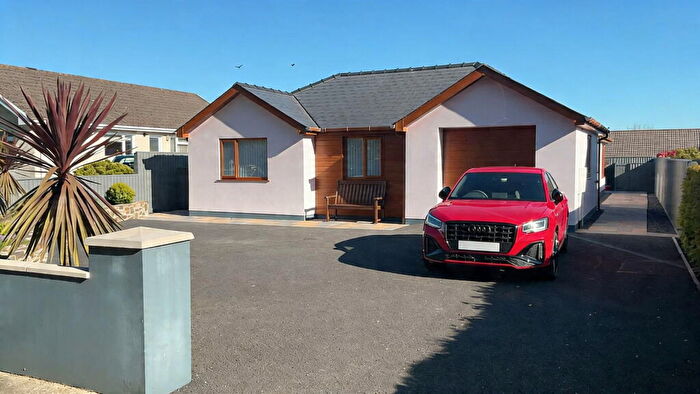 3 Bedroom Detached Bungalow For Sale In Wood Lane Honeyborough Neyland, SA73