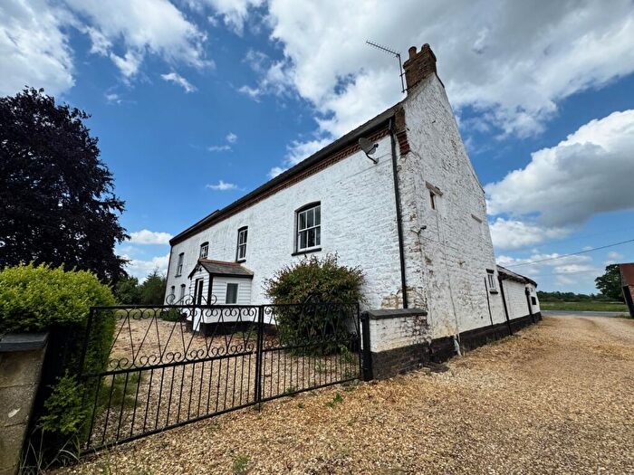 6 Bedroom Detached House For Sale In , Thetford Road, Northwold, Thetford, Norfolk, IP26