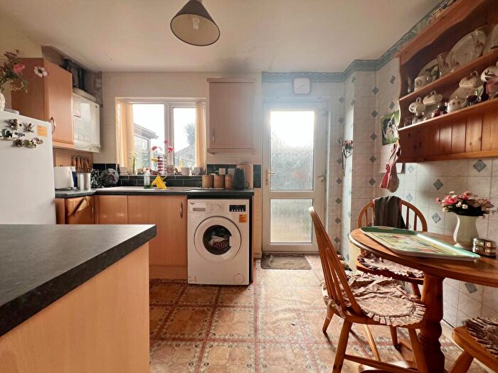 2 Bedroom Terraced House For Sale In Hartside Gardens, Long Eaton, NG10
