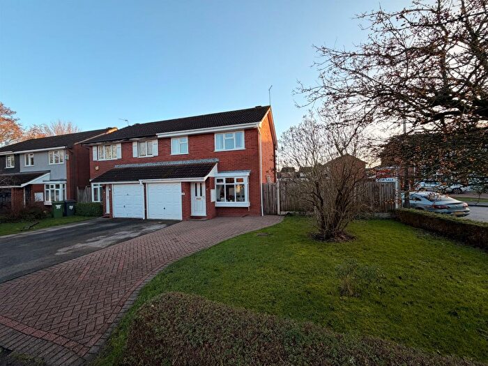 3 Bedroom Semi Detached House For Sale In Wychall Drive, Wolverhampton, WV10