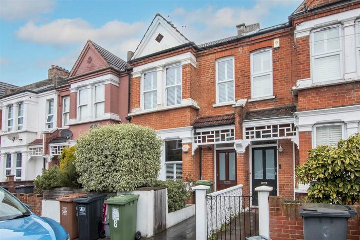 2 Bedroom Flat To Rent In Pattenden Road, London, SE6