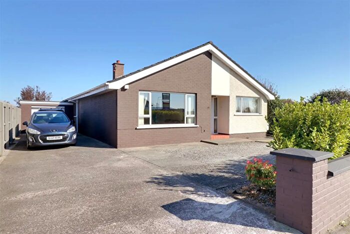 4 Bedroom Detached Bungalows For Sale In Stratheden Heights, Newtownards, BT23