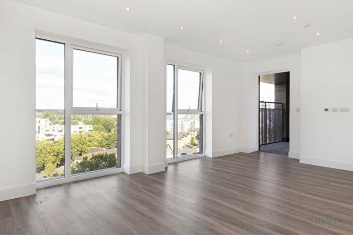 1 Bedroom Flat To Rent In Aerodrome Road, London, NW9