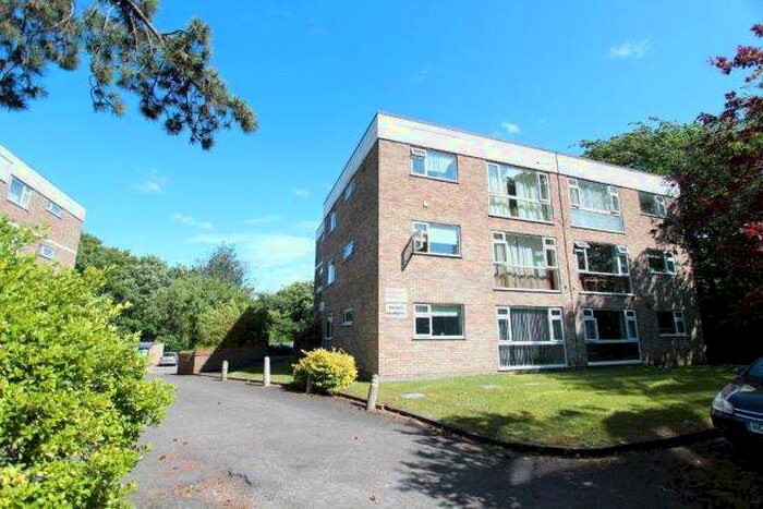 2 Bedroom Apartment To Rent In Southcote Road, Reading, RG30