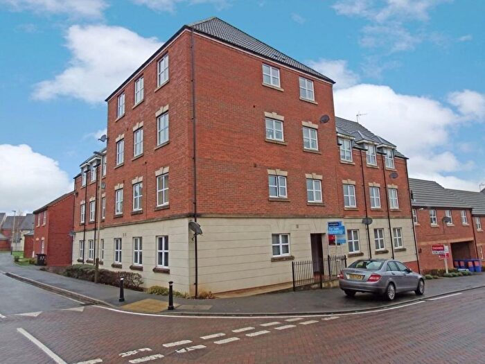 2 Bedroom Flat To Rent In Kepwick Road, Hamilton, Leicester, LE5