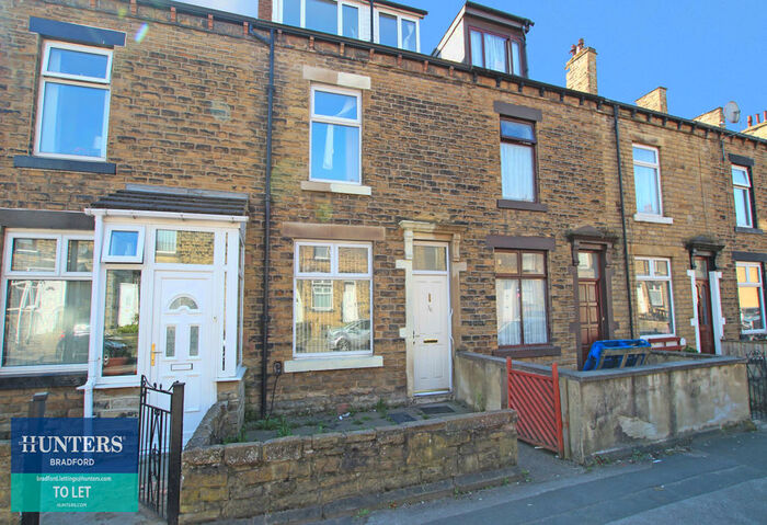 4 Bedroom Terraced House To Rent In Woodhall Terrace, Bradford, West Yorkshire, BD3