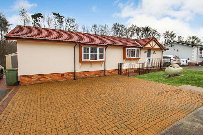 2 Bedroom Bungalow For Sale In Franklins Avenue, Pilgrims Retreat, Maidstone, ME17