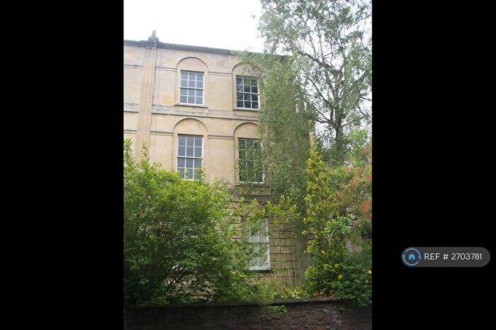 2 Bedroom Flat To Rent In Richmond Hill, Bristol, BS8