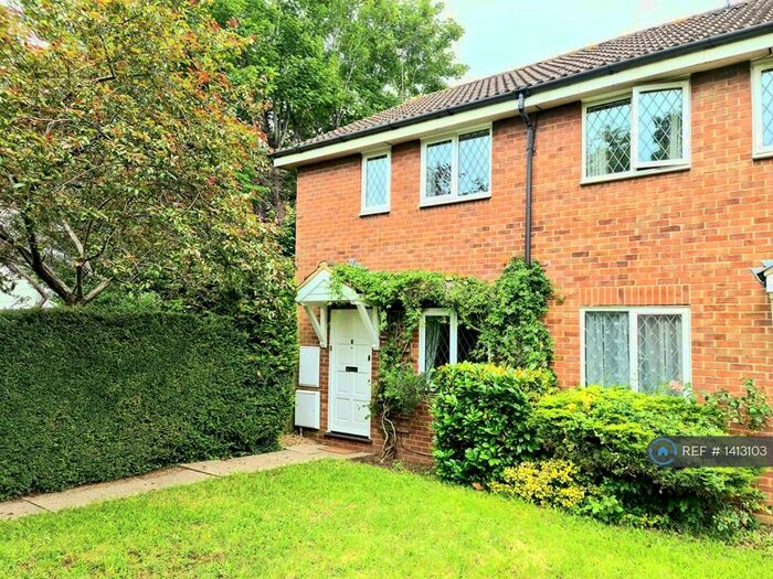 2 Bedroom End Of Terrace House To Rent In The Willows, Caversham, Reading, RG4