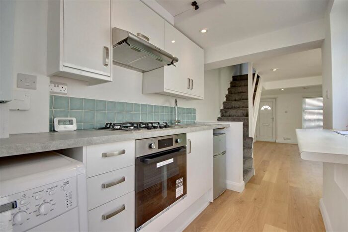 2 Bedroom Terraced House To Rent In Oxford Road, Southsea, PO5