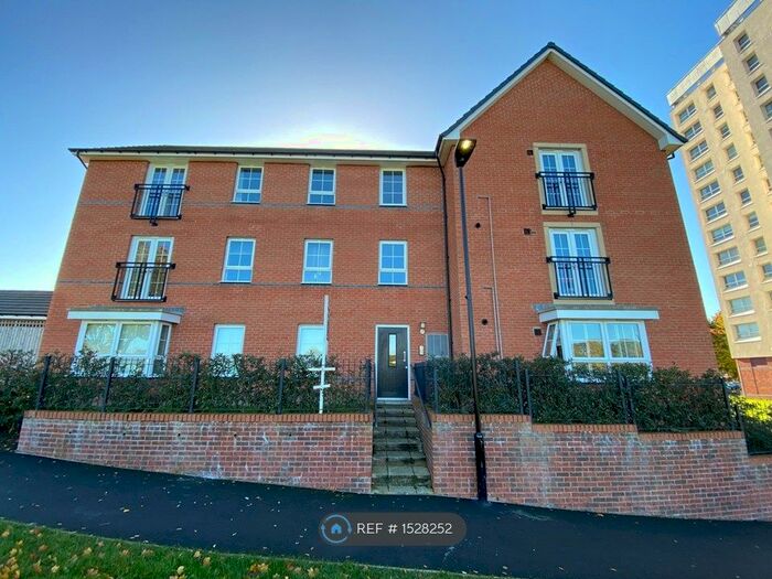 2 Bedroom Flat To Rent In Foxglove Walk, Newcastle Upon Tyne, NE5