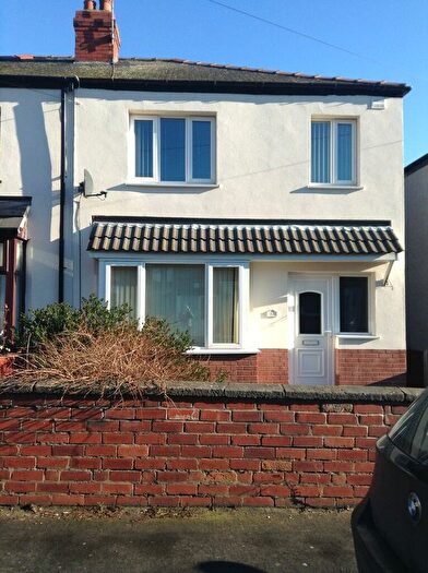 3 Bedroom Semi-Detached House To Rent In Sheppard Road, Balby, Doncaster, DN4