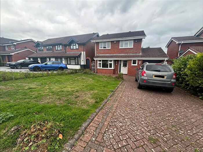 4 Bedroom Detached House To Rent In Hill Hook Road, Sutton Coldfield, B74
