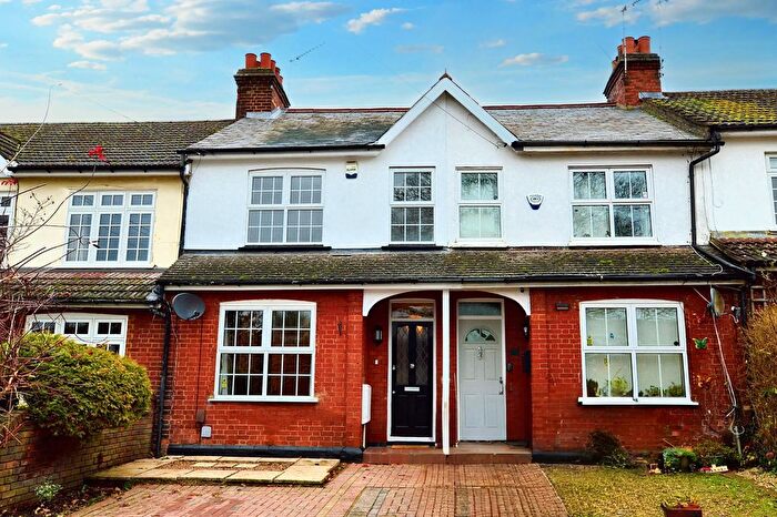 3 Bedroom Detached House To Rent In Ramsbury Road, St Albans, AL1